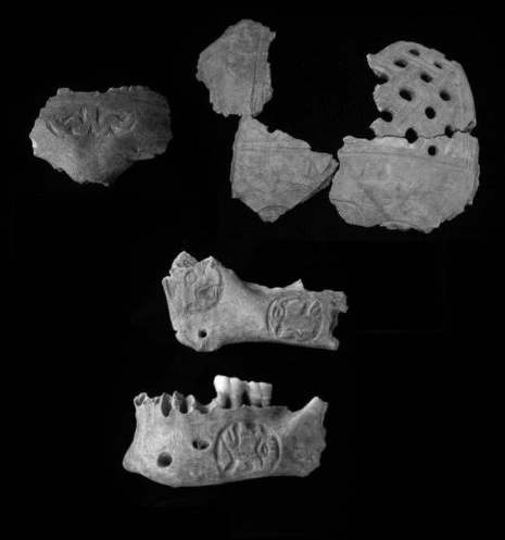 瑪雅墓穴中現顱骨 考古學家在瑪雅墓穴中發現戰利顱骨