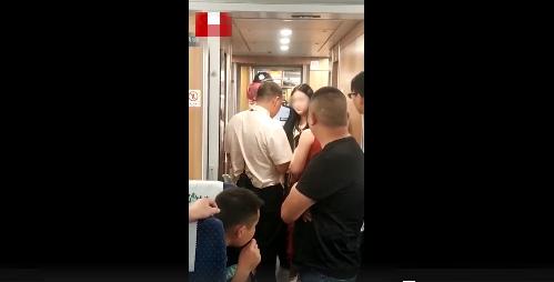 動車吸煙車速驟降 17歲女大學生在動車吸煙導致車速驟降被罰600